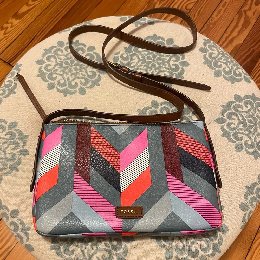 Fossil Gemma Crossbody Pebble Vegan Leather Geometric Medium Handbag. - Picture 1 of 10
